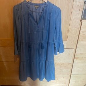 StyIe and Co Chambray Tiered V-Neck Bohemian Dress - Size Petite Medium